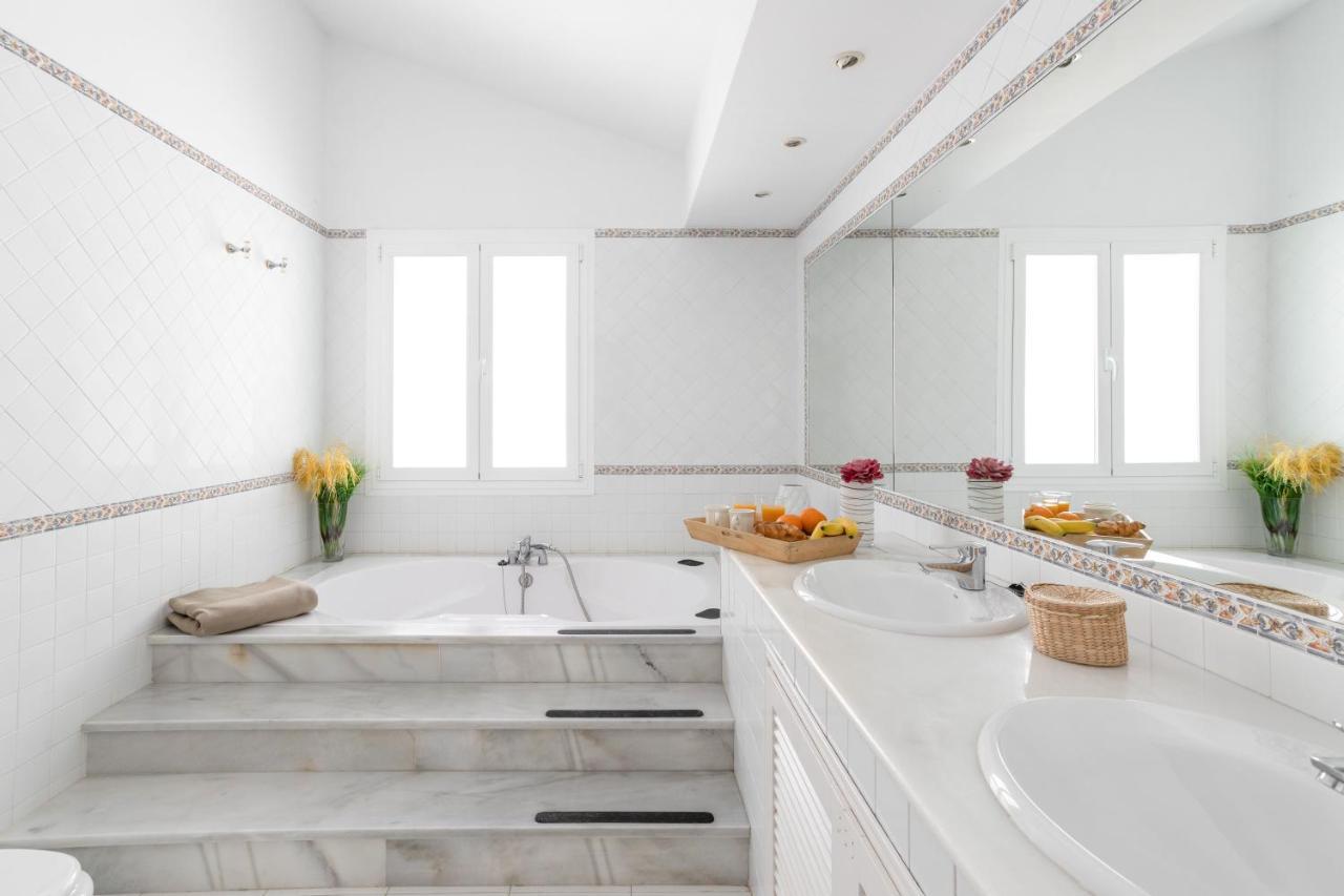 243-fully Renovated-puerto Banus Front Line Penthouse Apartment