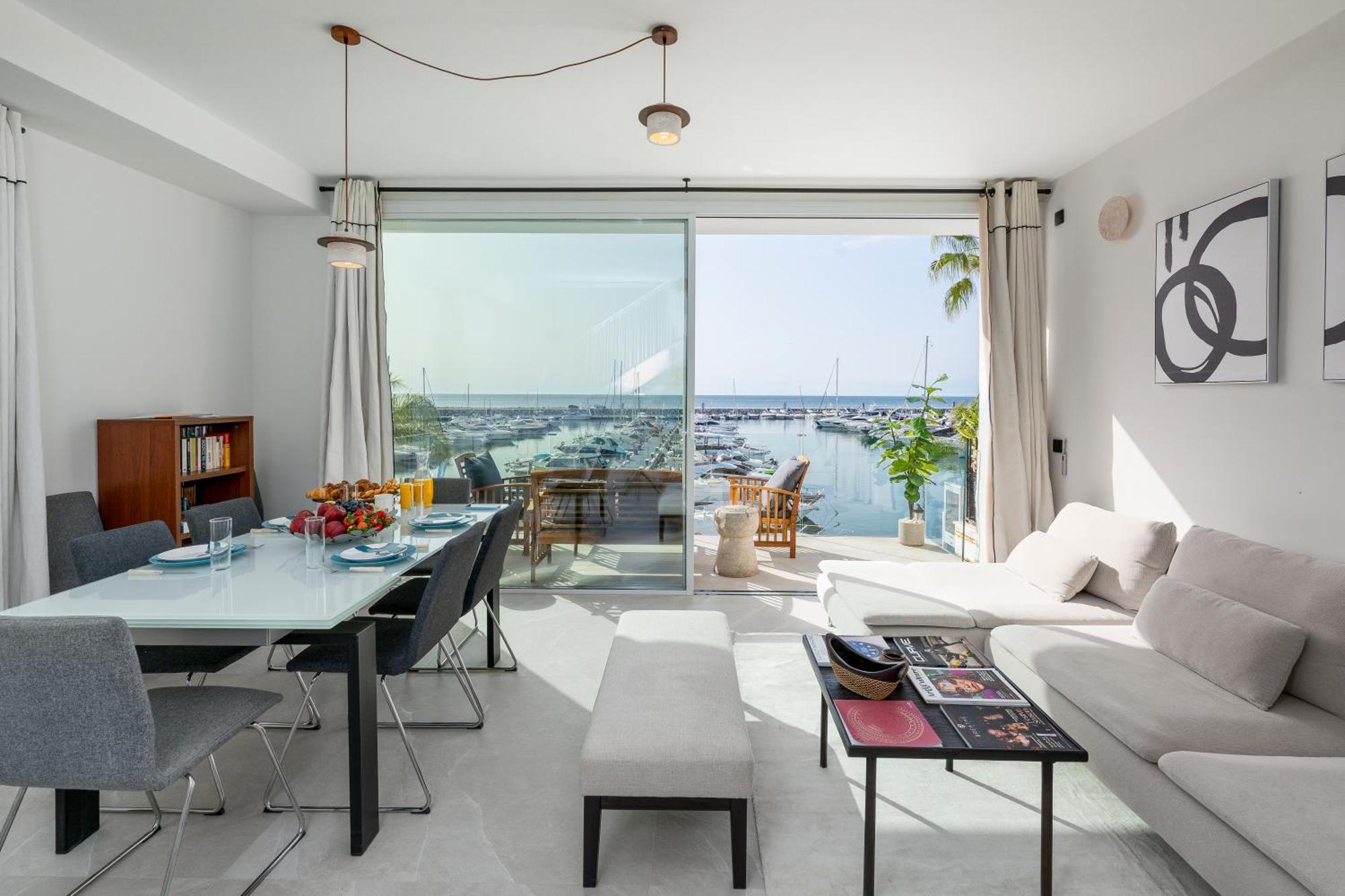 243-fully Renovated-puerto Banus Front Line Penthouse Apartment *
