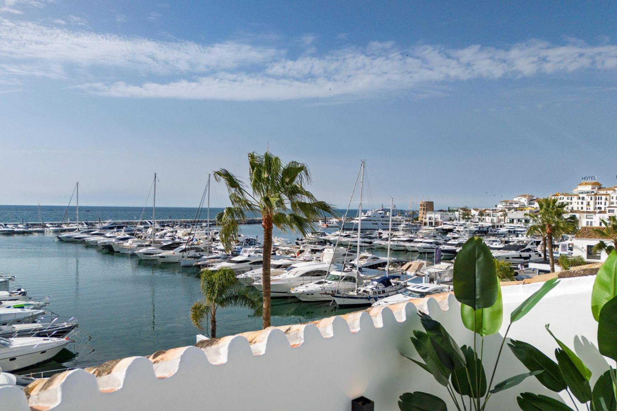Apartment 243-fully Renovated-puerto Banus Front Line Penthouse